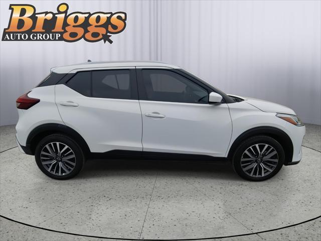 2022 Nissan Kicks SV Xtronic CVT