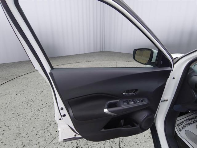 2022 Nissan Kicks SV Xtronic CVT
