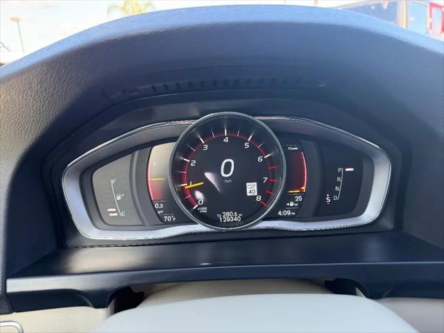 2015 Volvo V60 T5 Platinum