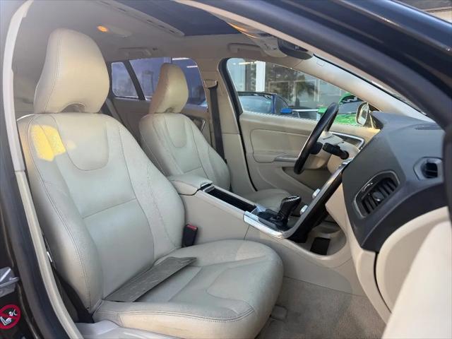 2015 Volvo V60 T5 Platinum