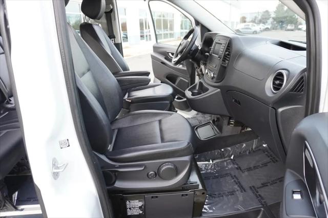 2016 Mercedes-Benz Metris Standard