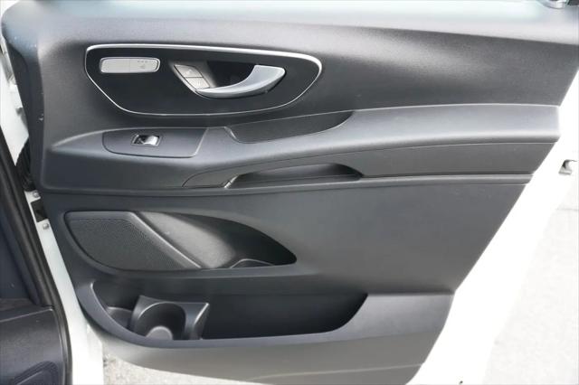 2016 Mercedes-Benz Metris Standard