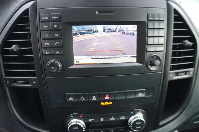 2016 Mercedes-Benz Metris Standard