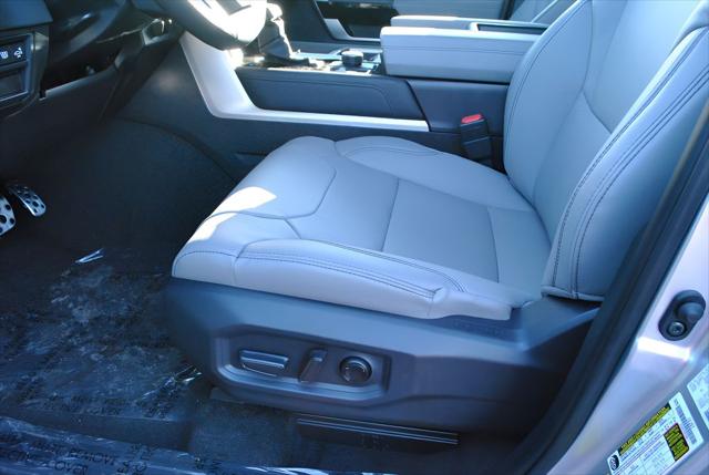 2026 Toyota Tundra Limited CrewMax 5.5' Bed