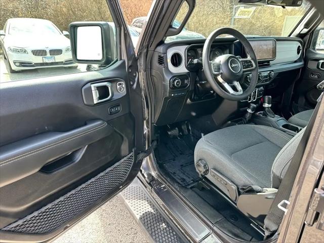 2025 Jeep Wrangler 4xe Sahara 4xe