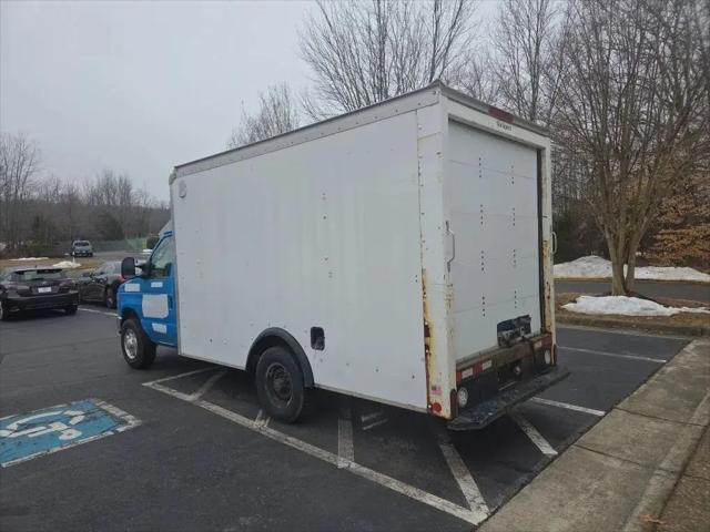2016 Ford E-350 Cutaway E-350