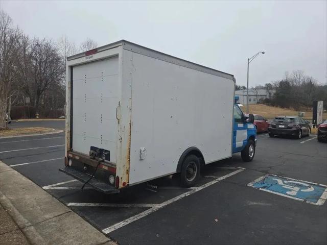 2016 Ford E-350 Cutaway E-350