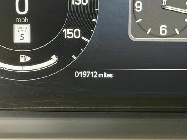 2024 Land Rover Discovery P360 Dynamic SE