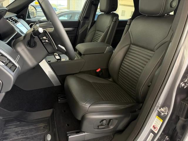 2024 Land Rover Discovery P360 Dynamic SE