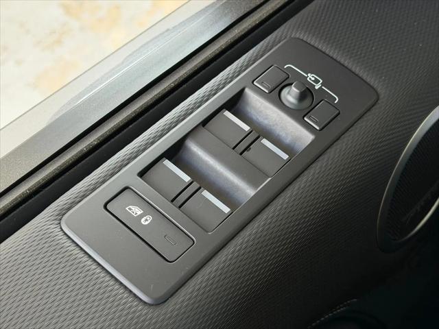 2024 Land Rover Discovery P360 Dynamic SE