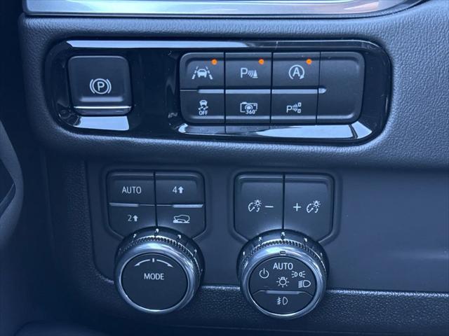 2026 GMC Yukon XL 4WD Elevation