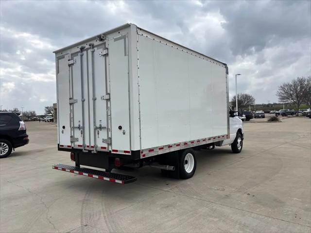 2024 Ford E-350 Cutaway Base