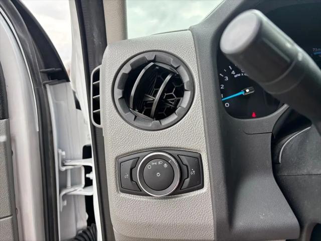 2024 Ford E-350 Cutaway Base
