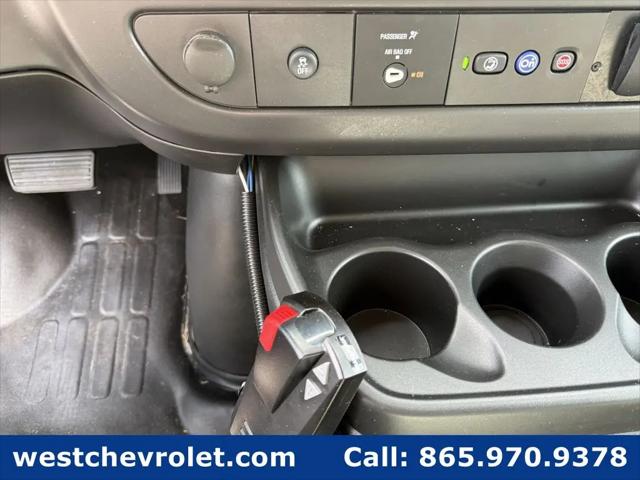 2025 Chevrolet Express Cutaway 4500 Van
