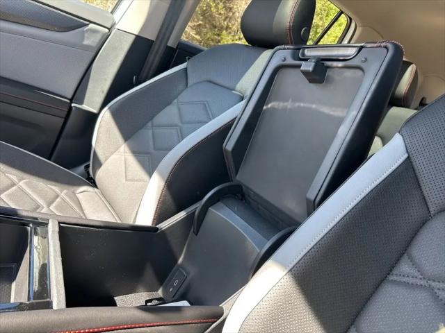 2026 Volkswagen Atlas Peak Edition