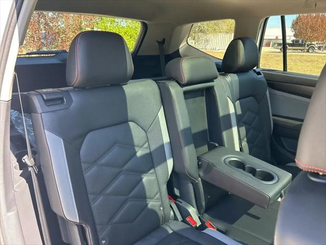 2026 Volkswagen Atlas Peak Edition