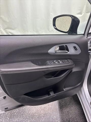 2026 Chrysler Pacifica Limited AWD