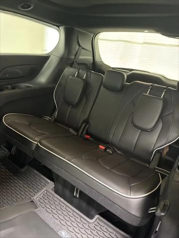 2026 Chrysler Pacifica Limited AWD