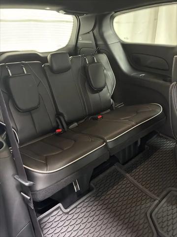 2026 Chrysler Pacifica Limited AWD