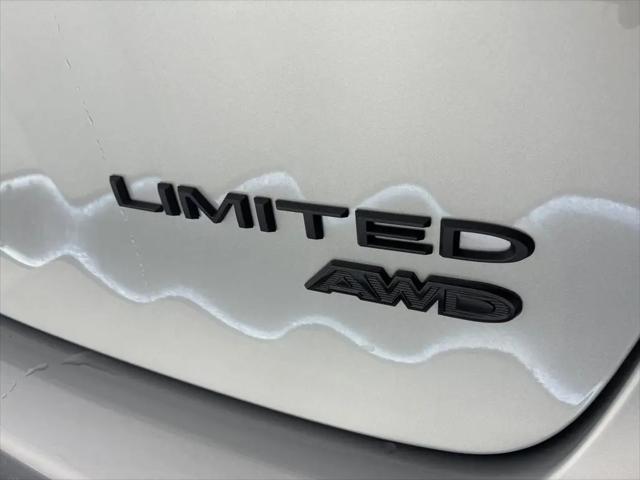 2026 Chrysler Pacifica Limited AWD