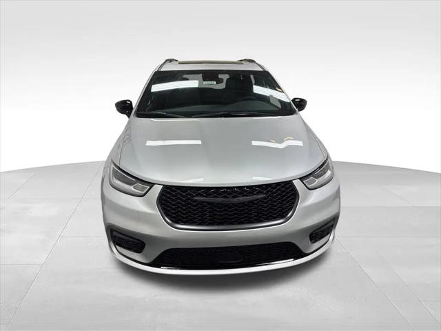 2026 Chrysler Pacifica Limited AWD