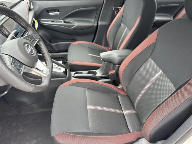 2025 Nissan Versa 1.6 SR