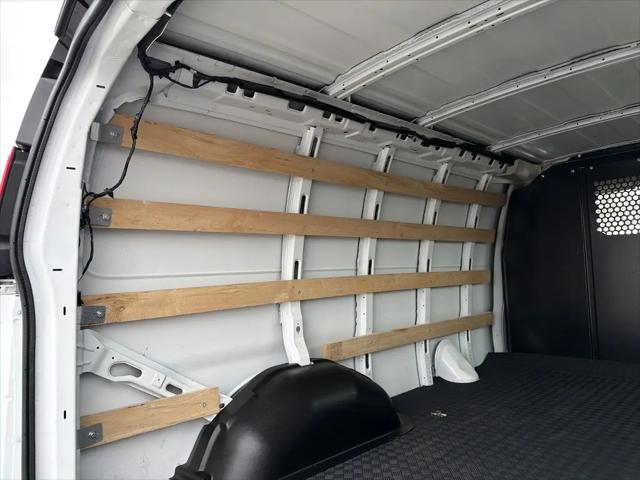2024 GMC Savana Cargo RWD 2500 Regular Wheelbase Work Van