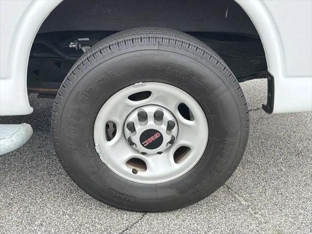 2024 GMC Savana Cargo RWD 2500 Regular Wheelbase Work Van