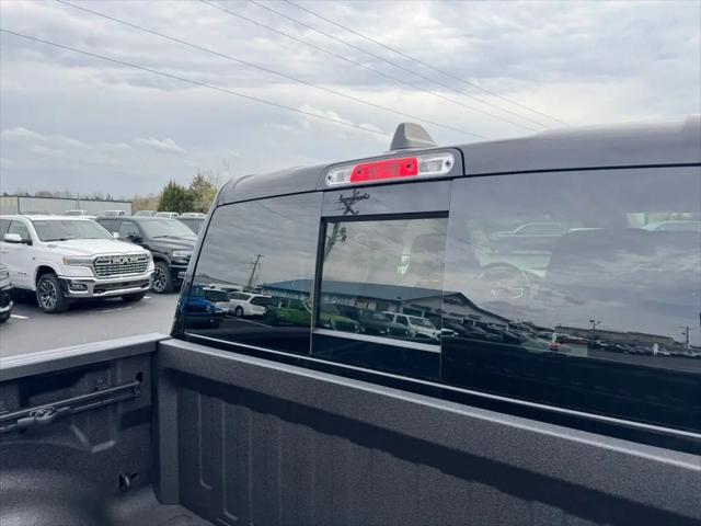 2026 Ram 1500 Express Crew Cab 4x4 57 Box