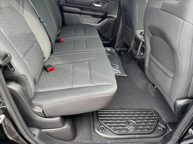 2026 Ram 1500 Express Crew Cab 4x4 57 Box