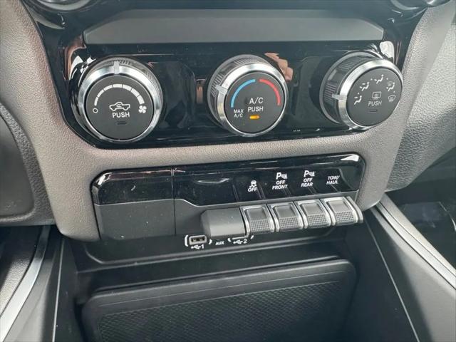 2026 Ram 1500 Express Crew Cab 4x4 57 Box