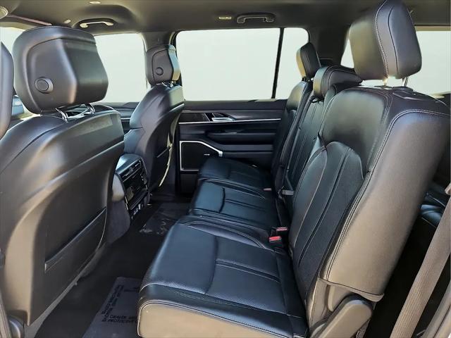 2024 Jeep Wagoneer Series II 4x2