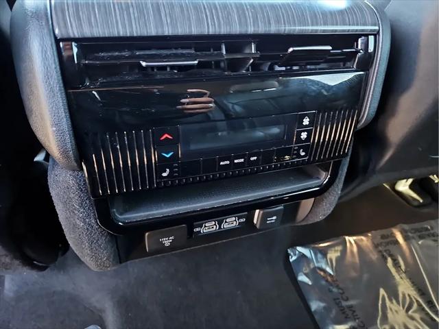 2024 Jeep Wagoneer Series II 4x2