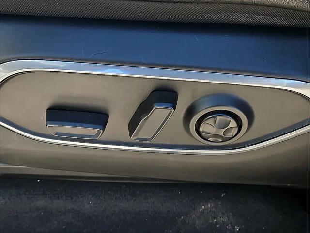 2024 Jeep Wagoneer Series II 4x2