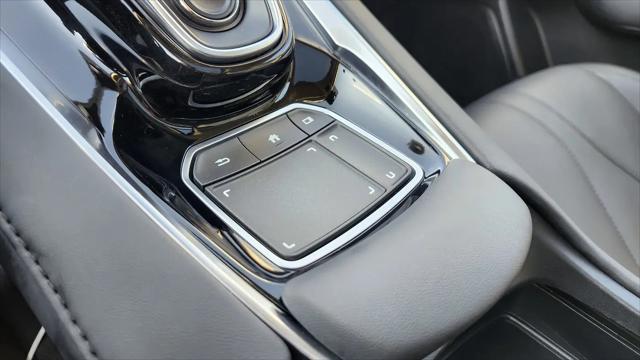 2023 Acura RDX Standard