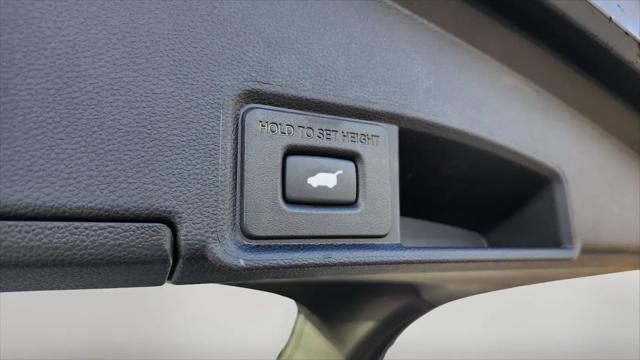 2023 Acura RDX Standard
