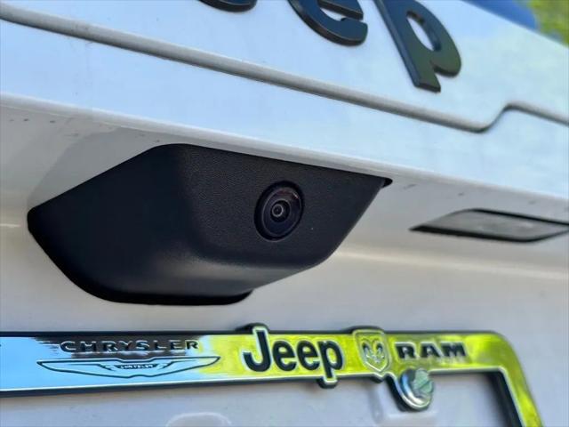 2026 Jeep Cherokee Laredo 4x4
