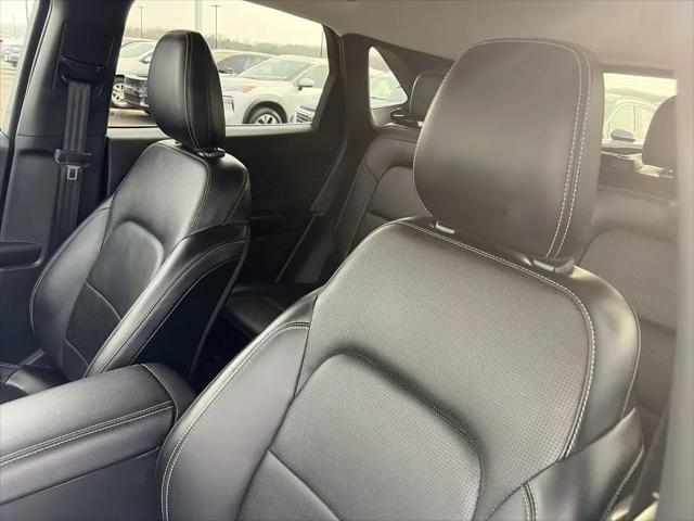 2025 Ford Escape Platinum