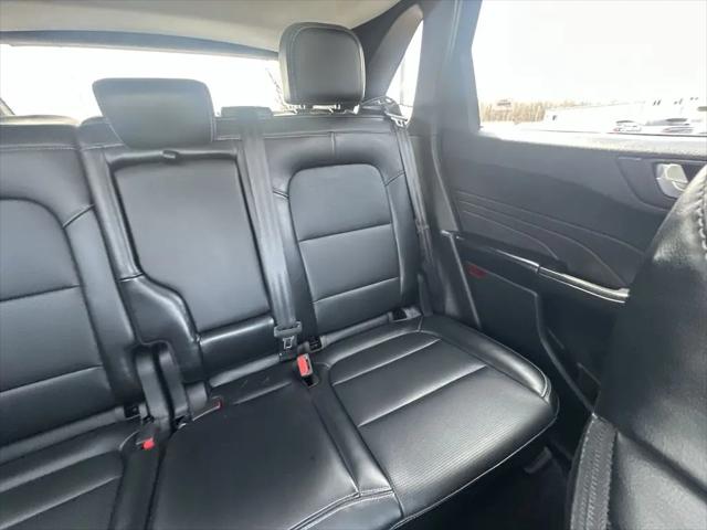 2025 Ford Escape Platinum