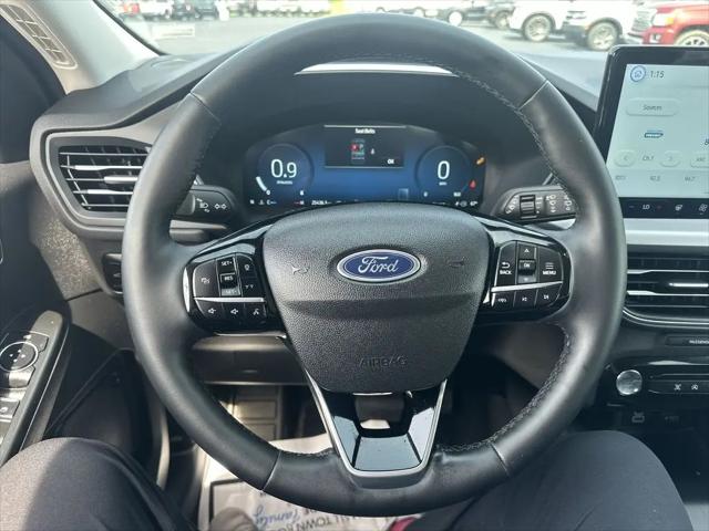 2025 Ford Escape Platinum