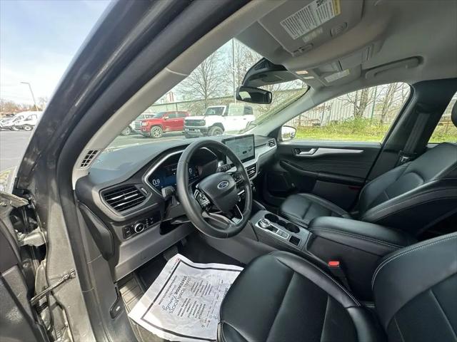 2025 Ford Escape Platinum