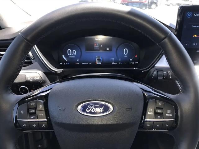 2025 Ford Escape Platinum