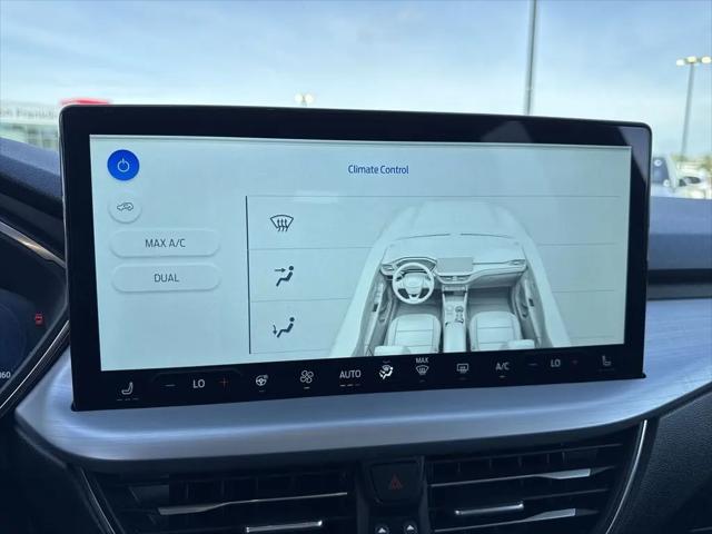 2025 Ford Escape Platinum