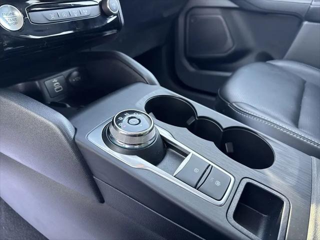 2025 Ford Escape Platinum