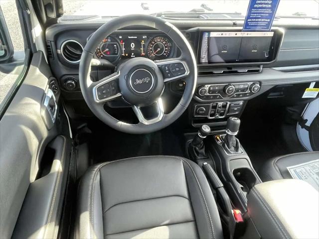 2026 Jeep Wrangler 4-Door Sahara 4x4