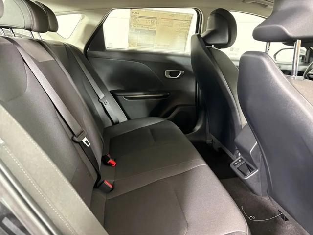2026 Kia K4 LXS