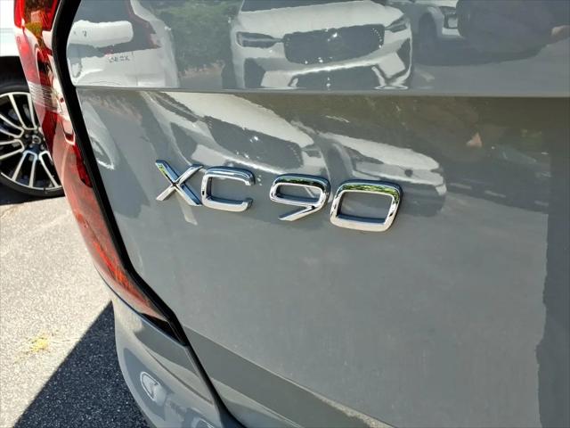 2026 Volvo XC90 Ultra, B6 AWD Gas (mild hybrid), Gasoline, Bright, 6 Seats
