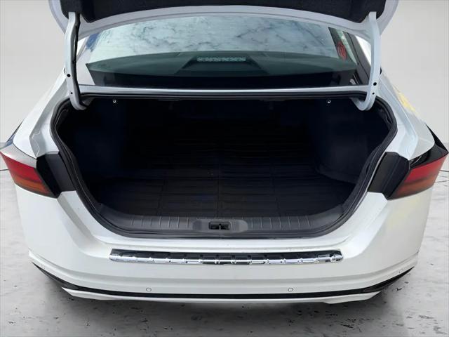 2020 Nissan Altima SV FWD
