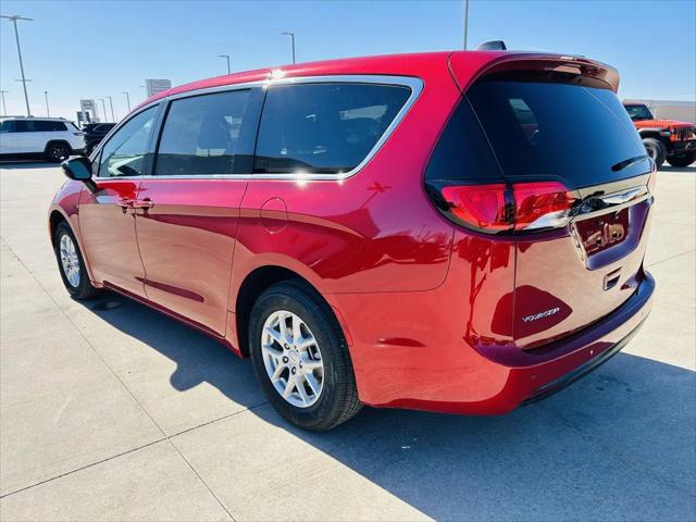 2026 Chrysler Voyager LX