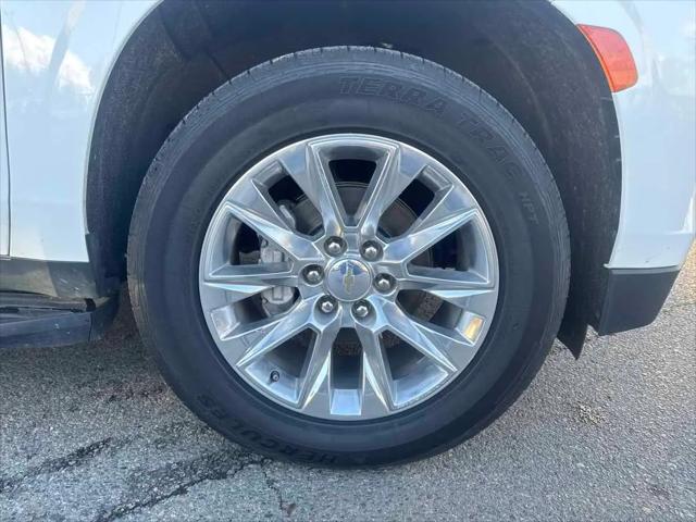 2023 Chevrolet Suburban 2WD Premier